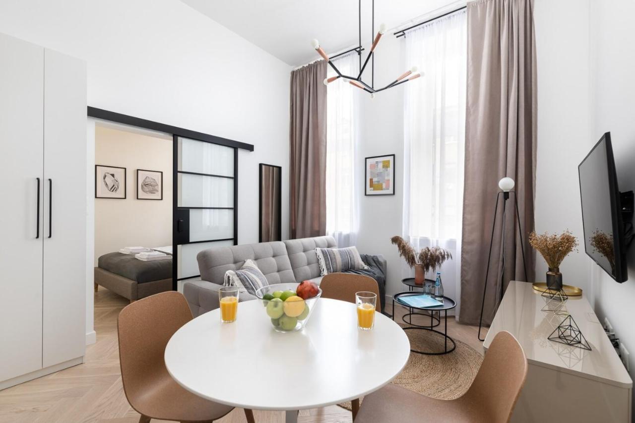 Boduena 4 - Elegant Apartment In Warsaw Centre By Noclegi Renters Exterior photo